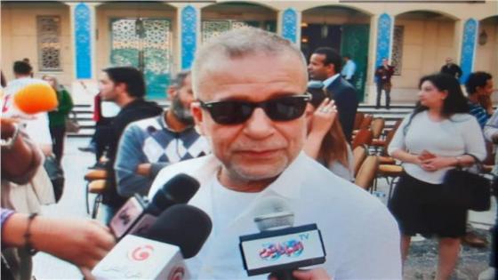 شريف منير عن ارتدائه النظارة السوداء بافتتاح مهرجان القاهرة.. كل فنان حر